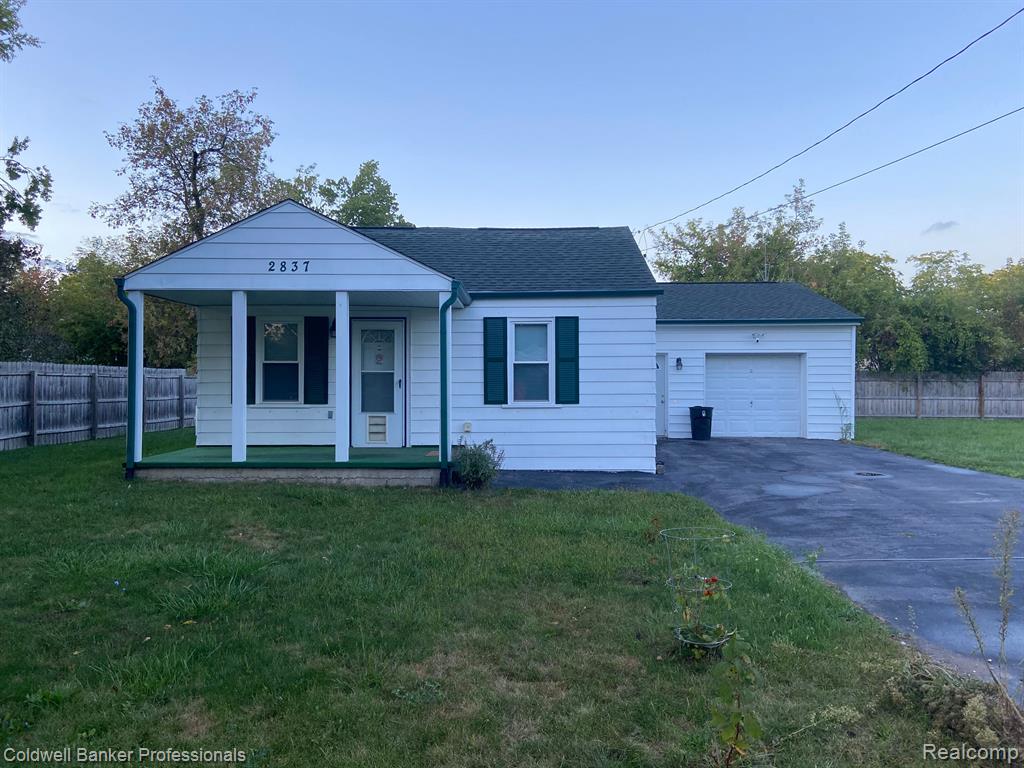 Longview Ave, Saginaw, MI 48601 #1