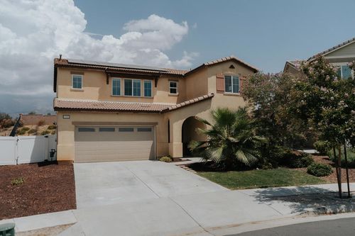 1165 Heritage Dr, Calimesa, CA, 92320 | Card Image