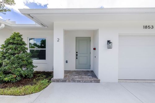 2-1853 22nd Ave, Vero Beach, FL, 32960-3081 | Card Image
