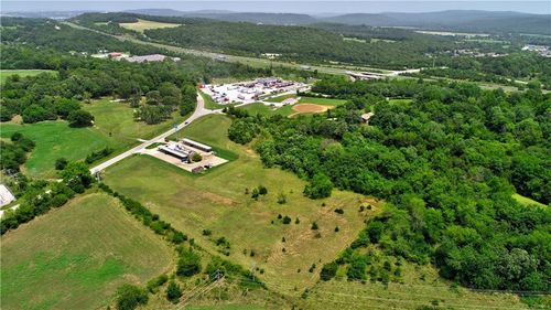 170 N Cato Springs Rd, Fayetteville, AR, 72701-8810 | Card Image