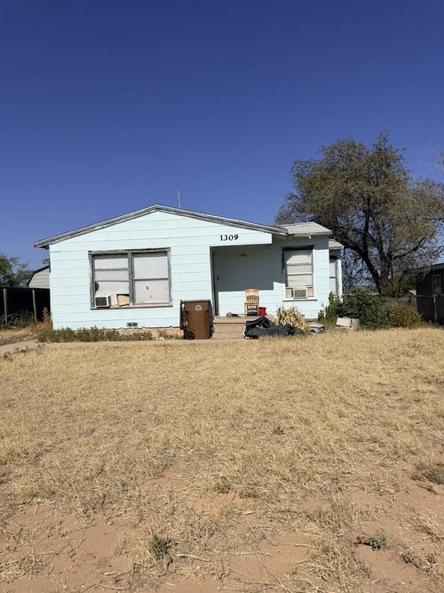 1309 Lamar Ave, Big Spring, TX, 79720-5122 | Card Image