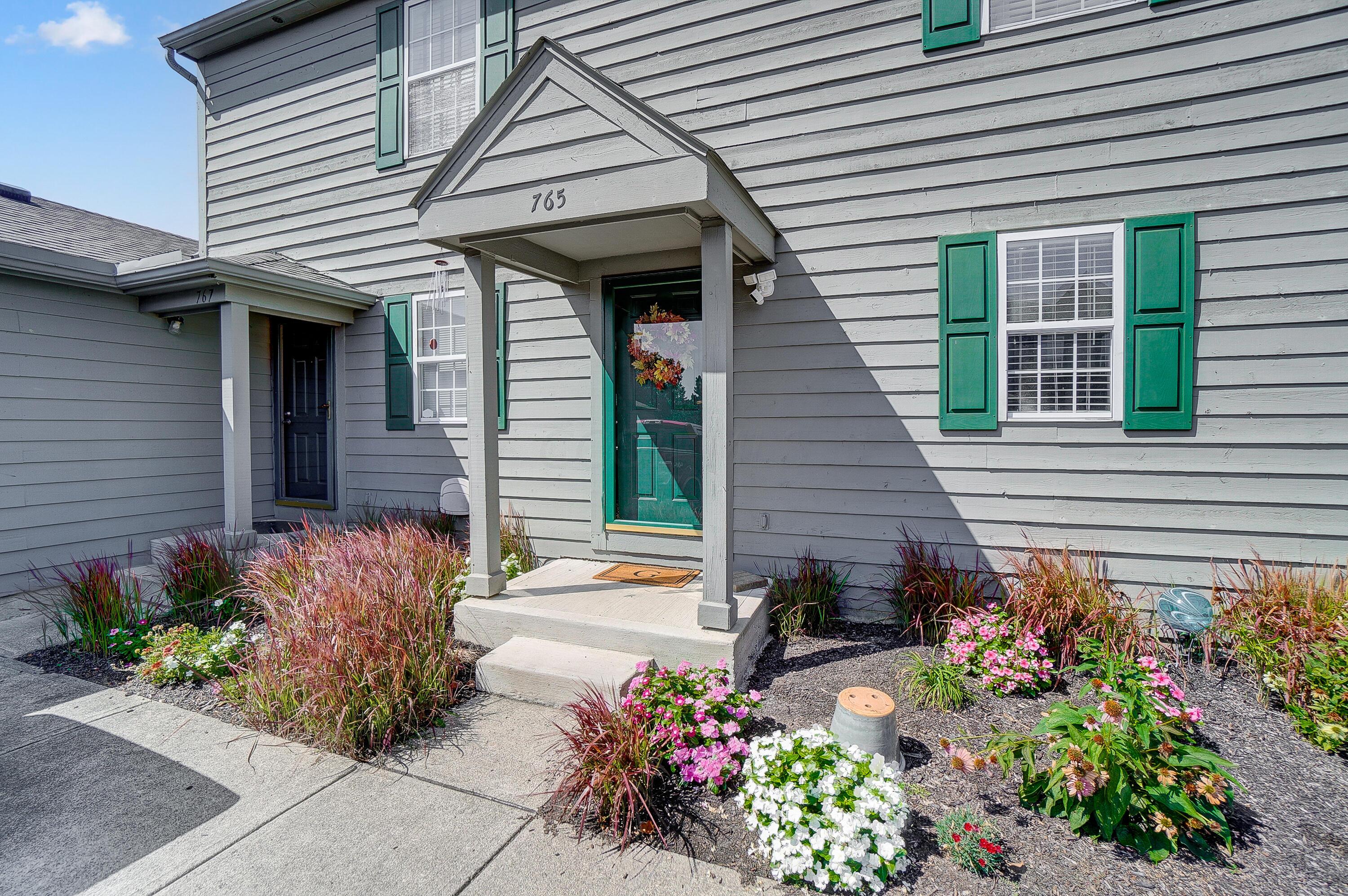 Parkgrove Way, Lewis Center, OH 43035