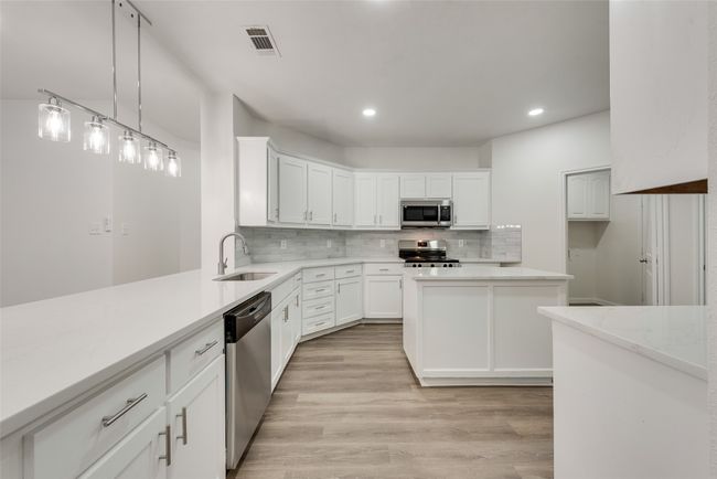 10832 Hawks Landing Rd, House other with 4 bedrooms, 3 bathrooms and null parking in Haslet TX | Image 13