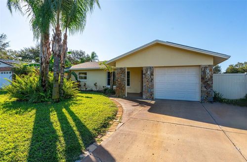 2592 14th Ave Sw, LARGO, FL, 33770-4334 | Card Image