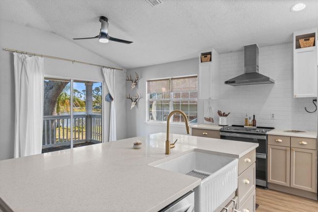 5814 Killarney Avenue, House other with 3 bedrooms, 2 bathrooms and null parking in Fort Pierce FL | Image 10