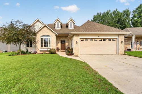 1296 Carla Ln, West Bend, WI, 53095-5435 | Card Image