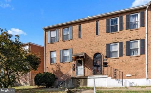 2728 Island Ave, PHILADELPHIA, PA, 19153-1820 | Card Image