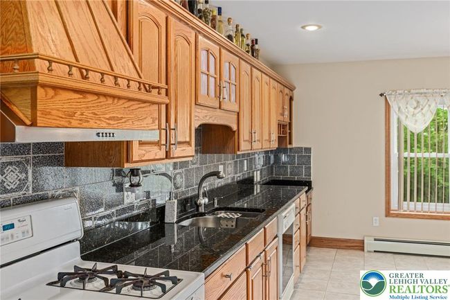 230 W Moorestown Rd, House other with 4 bedrooms, 4 bathrooms and null parking in WIND GAP PA | Image 31