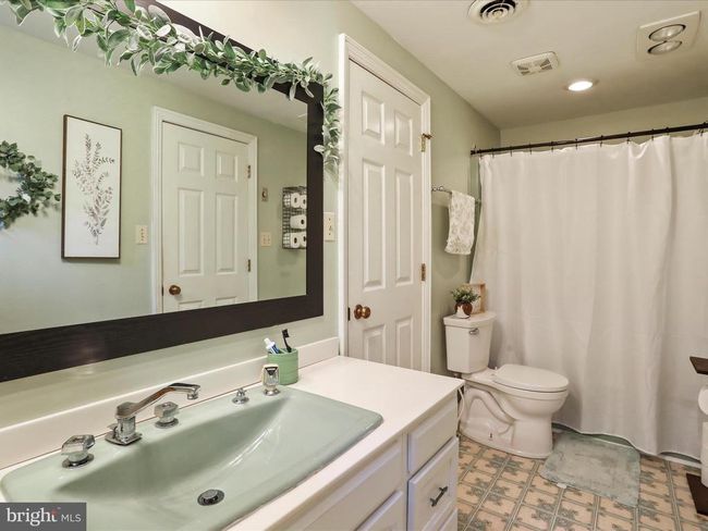 535 Bowling View Rd, House other with 4 bedrooms, 5 bathrooms and null parking in Front Royal VA | Image 47