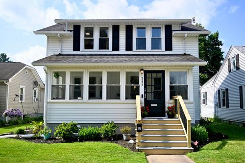 245 Cambria St, Newark, OH, 43055-3805 | Card Image