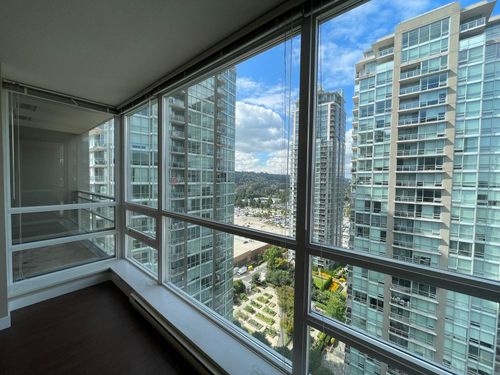 2607-2978 Glen Dr, Coquitlam, BC, V3B0C3 | Card Image