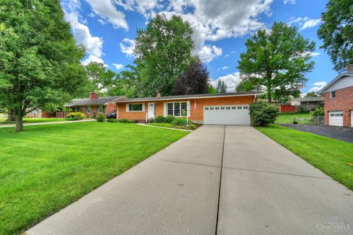 1063 Newcastle Dr, Cincinnati, OH, 45231-3623 | Card Image