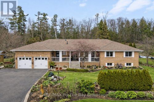 15 Deanna Drive, Wasaga Beach, ON, L9Z1J5 | Card Image