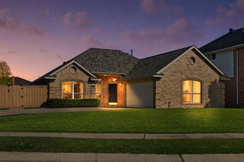 4901 Marcus Dr, Flower Mound, TX, 75028-2543 | Card Image