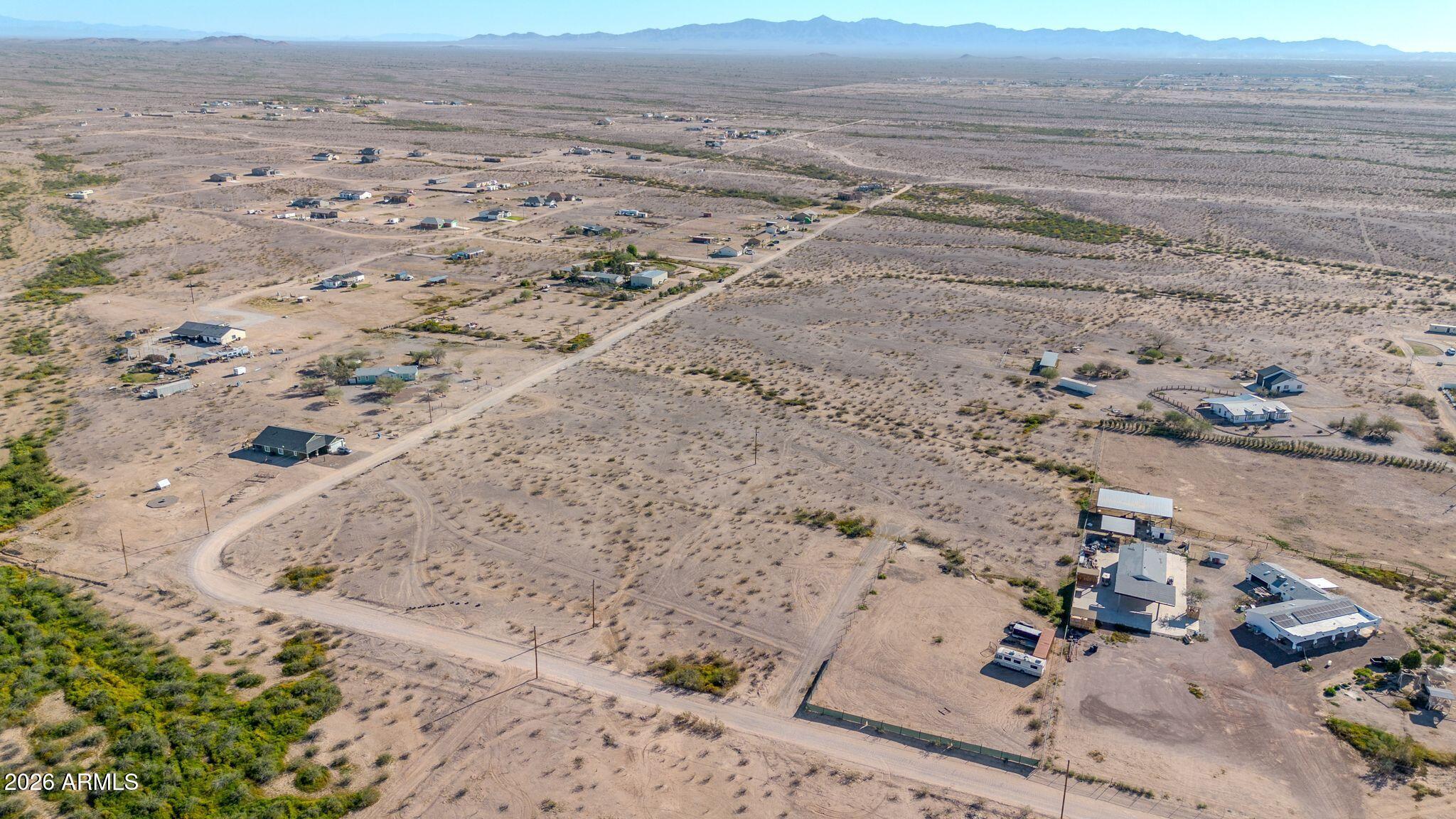 Land in Tonopah