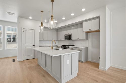 5063 W Rambutan Way, South Jordan, UT, 84009-8739 | Card Image