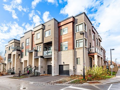 98 Laskin Dr, Vaughan, ON, L6A5A4 | Card Image