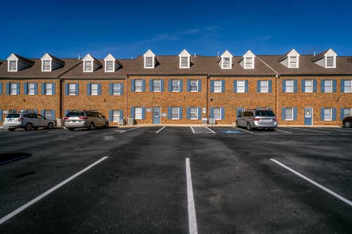 ste-4-1600 N Coalter St, STAUNTON, VA, 24401-2500 | Card Image