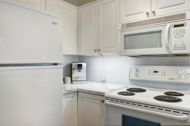236 - 2200 Marda Link Sw, Condo with 1 bedrooms, 1 bathrooms and 1 parking in Calgary AB | Image 4