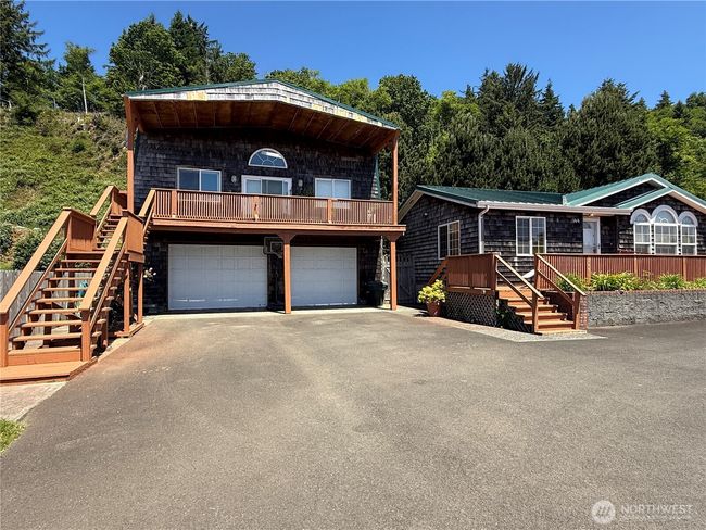 144 State Route 101, House other with 3 bedrooms, 2 bathrooms and 2 parking in Chinook WA | Image 31