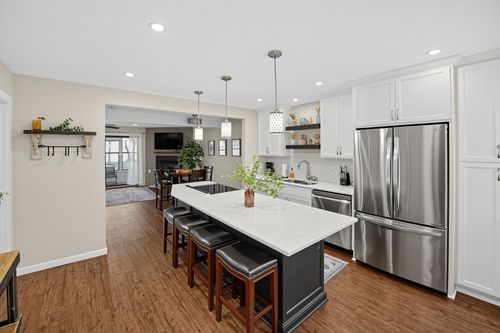 315-8424 Tuxedo Rd, Onamia, MN, 56359-7984 | Card Image