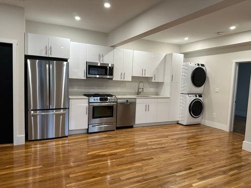 apt-1-287 Walnut St, Stoughton, MA, 02072-4171 | Card Image