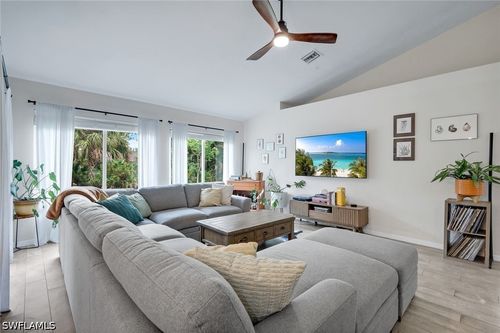 27281 Tortoise Trl, BONITA SPRINGS, FL, 34135-5881 | Card Image