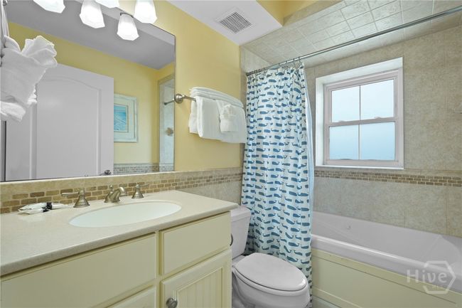 hall bath | Image 29