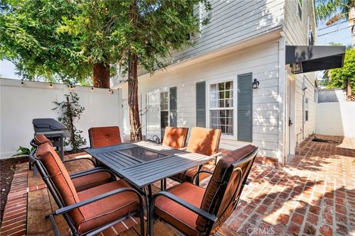 4151 Farmdale Ave, Studio City, CA, 91604-3017 | Card Image