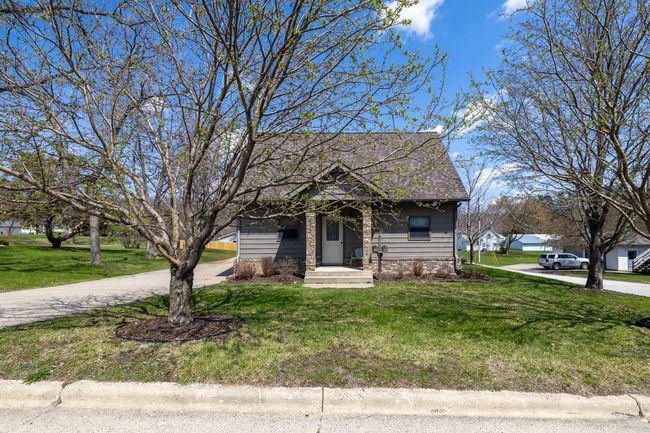 Front of house | Image 36