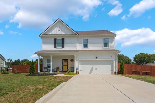 723 Larry Cir, Mount Pleasant, TN, 38474-3015 | Card Image