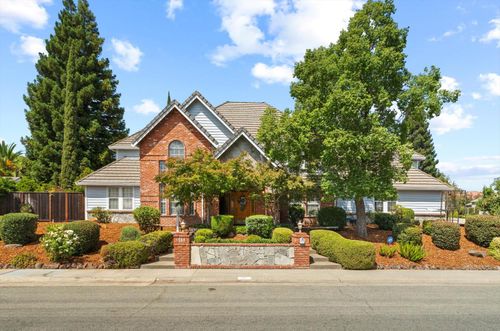 1084 Kensington Dr, Roseville, CA, 95661-5337 | Card Image