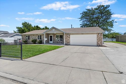 4089 S Edith Grove Ln, West Valley City, UT, 84120-4573 | Card Image