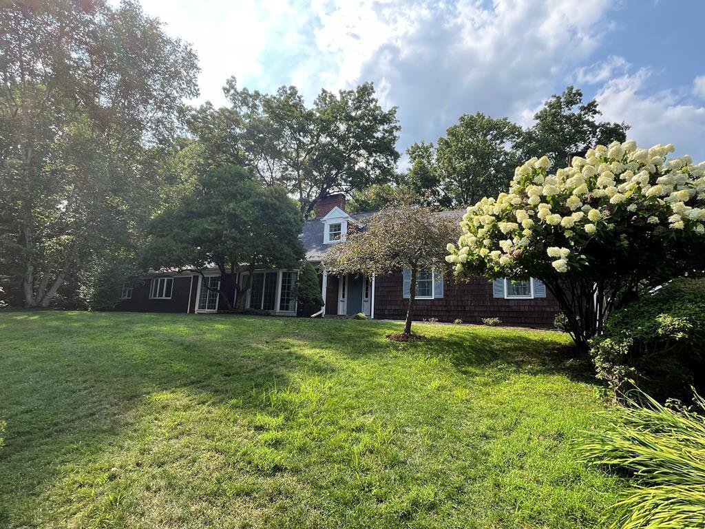 Crest Dr, Elmira, NY 14903
