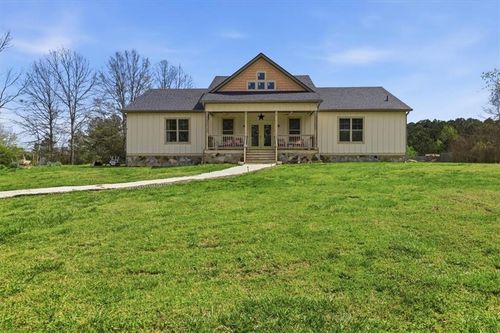 495 Lees Lake Rd, Fayetteville, GA, 30214-2977 | Card Image