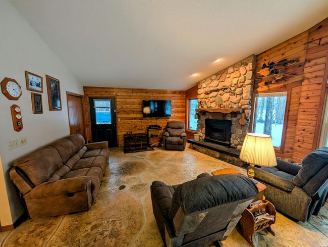 N9702 Musser Creek Ct, House other with 3 bedrooms, 2 bathrooms and null parking in Phillips WI | Image 17