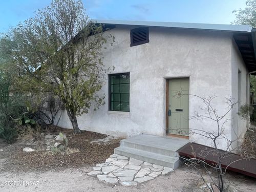 743 N 10th Ave, Tucson, AZ, 85705-7642 | Card Image