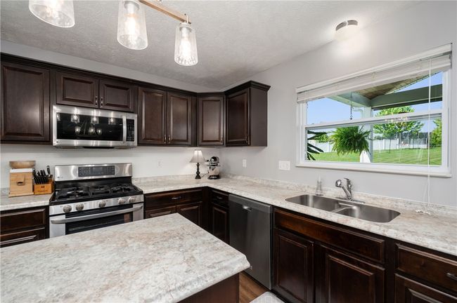 132 Naughton Cir, House other with 4 bedrooms, 3 bathrooms and null parking in Forward Twp - BUT PA | Image 12