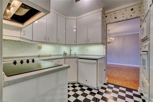 apt-2g-7320 Glenroie Ave, Norfolk, VA, 23505-3042 | Card Image