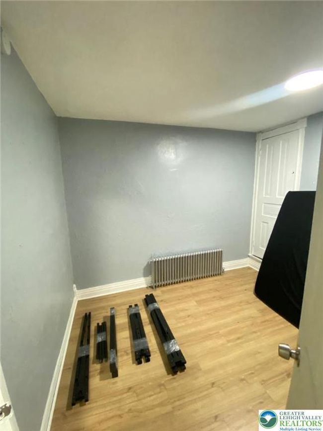 522 N Jordan St, Townhouse with 4 bedrooms, 1 bathrooms and null parking in Allentown PA | Image 18