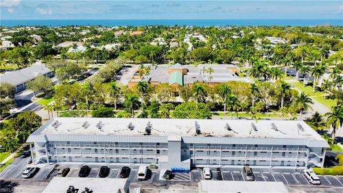 306-72 7th St, NAPLES, FL, 34102-6132 | Card Image