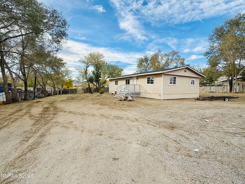 3855 Sandpiper Dr, Reno, NV, 89508-8841 | Card Image