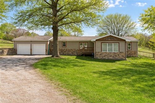 34530 255th St, Easton, KS, 66020-7280 | Card Image