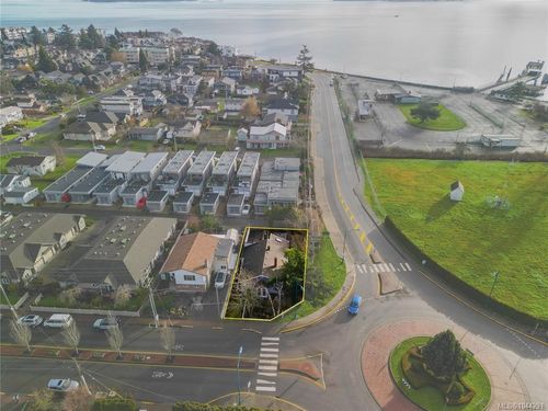 9601 5th St, Sidney, BC, V8L2W7 | Card Image