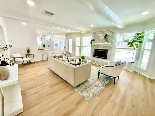 5506 Three Oaks Cir, Houston, TX, 77069-2725 | Card Image