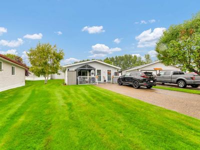 46 - 1600 Strachan Rd Se, Home with 3 bedrooms, 2 bathrooms and 2 parking in Medicine Hat AB | Image 3