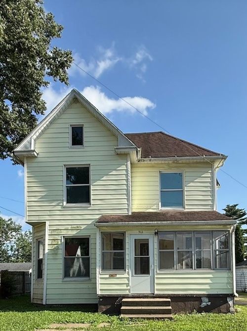 312 Sutherland Ave, Paris, IL, 61944-1445 | Card Image