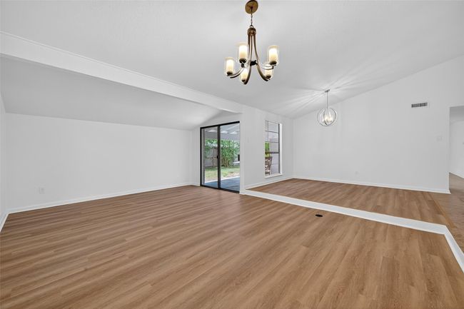 4070 Coltwood Dr, House other with 3 bedrooms, 2 bathrooms and 2 parking in Spring TX | Image 8