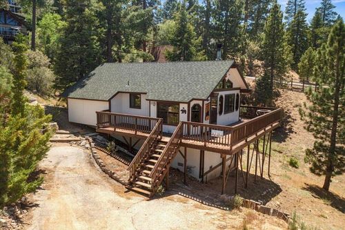 819 Cameron Dr, Big Bear Lake, CA, 92315 | Card Image