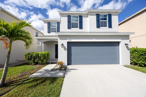 3203 Turret Bay Ct, KISSIMMEE, FL, 34743-6063 | Card Image
